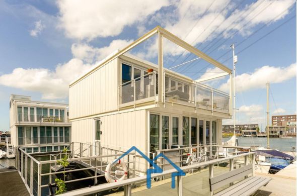 ķ˹صĵ؅^e˅^ԽضΣͨAmb