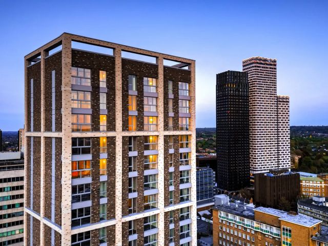 ӢLondon ¹Ԣȫɹ⣬@ͨм~